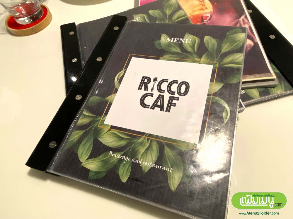 แฟ้มเมนู Klean สั้นดำ ร้าน Ricco Caf
