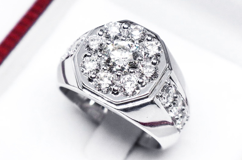 แหวนเพชร แหวนเพชรแถว diamond ring แหวนหมั้น แหวนแต่งงาน