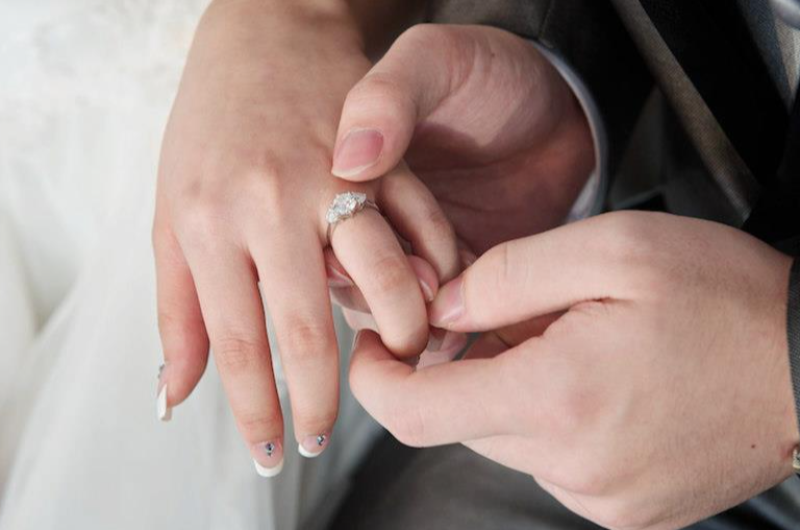 แหวนหมั้น แหวนแต่งงาน แหวนหมั้นเจ้าสาว แหวนหมั้นเจ้าบ่าว bridal ring groom ring 